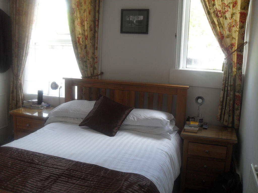 Albany Guest House Bath Camera foto