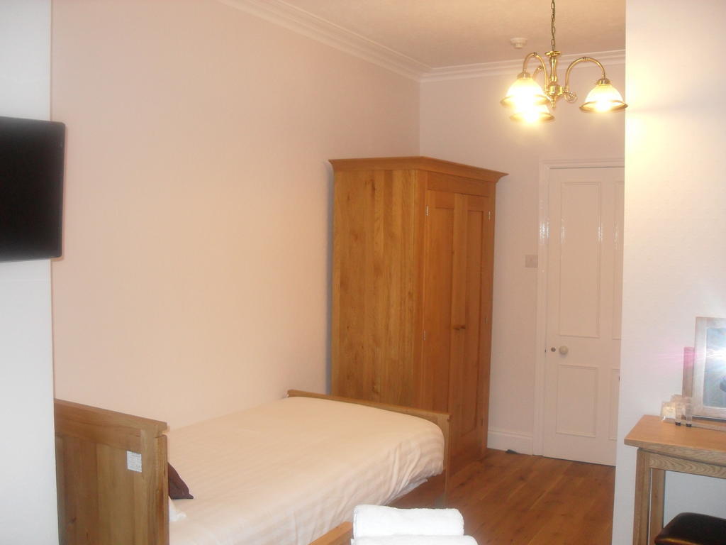 Albany Guest House Bath Camera foto