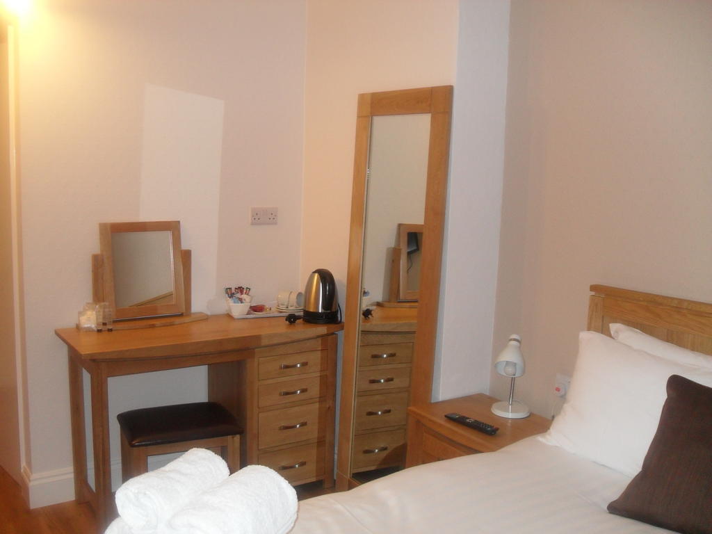 Albany Guest House Bath Camera foto